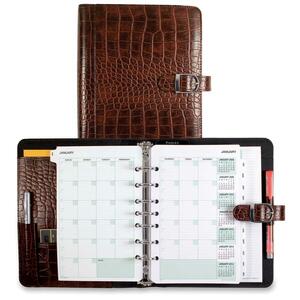 Day-Timer Leather Starter Set - 5.5" x 8.5" - 1" Capacity - 1 Each - Walnut