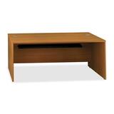 Bush Quantum Desk Shell BSHQT0705MC