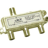 C2G 3 - Way Signal Splitter 41018