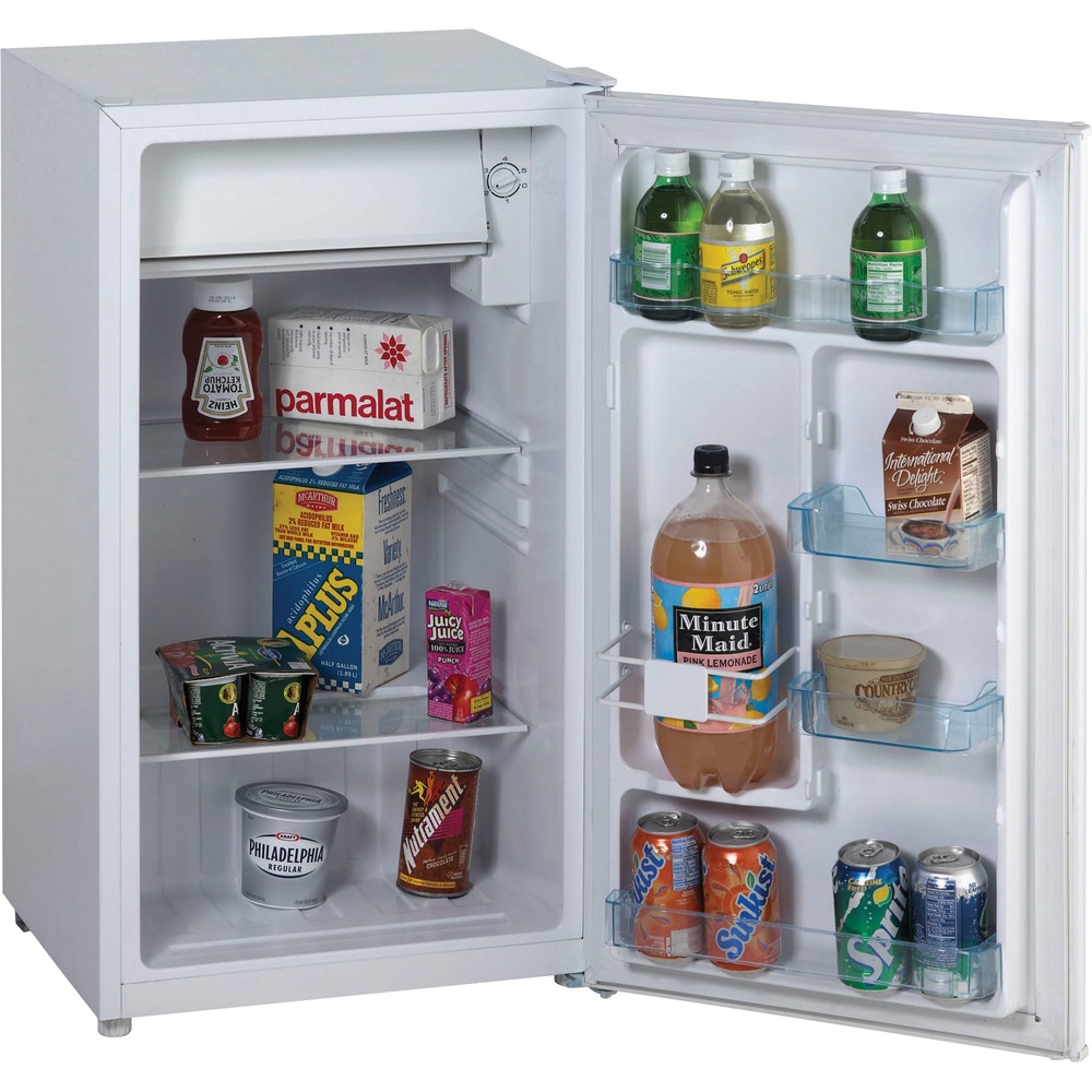 AVARM3306W - This counter-high refrigerator takes up very little floor space while offering a generous storage capacity. Space-saving, flush-back design, reversible door and recessed door handle allow convenient use in tight areas. Separate chiller compartment is perfect for short-term storage of frozen foods. Adjustable glass shelves and door bins allow you to easily store a wide variety of foods and drinks. Full-range temperature control keeps your items at your preferred temperature.