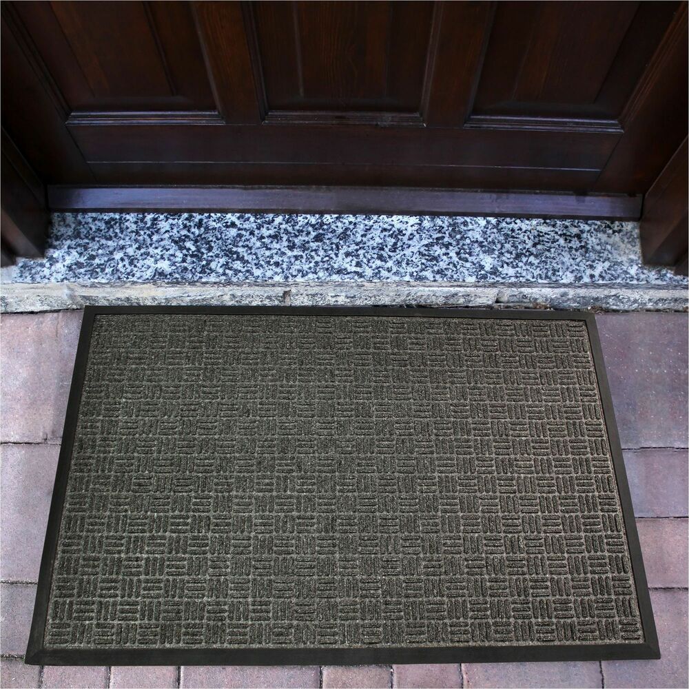 FLRFR46090FPRGR - The Ribmat provides a heavy-duty, highly effective solution that's suitable for use either indoors or outdoors on most surfaces. A mix of natural and synthetic fibers provides excellent moisture and dirt removal. Heavy-duty rubber backing also gives great stability. Mat is perfect for both home and business applications, or any high-traffic area.