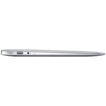 Apple MacBook Air MD761F/A 33.8 cm 13.3inch LED Notebook - Intel Core i5 1.40 GHz
