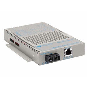 OmniConverter 10/100/1000 PoE+ Gigabit Ethernet Fiber Media Converter Switch RJ45 SC Multimode 550m