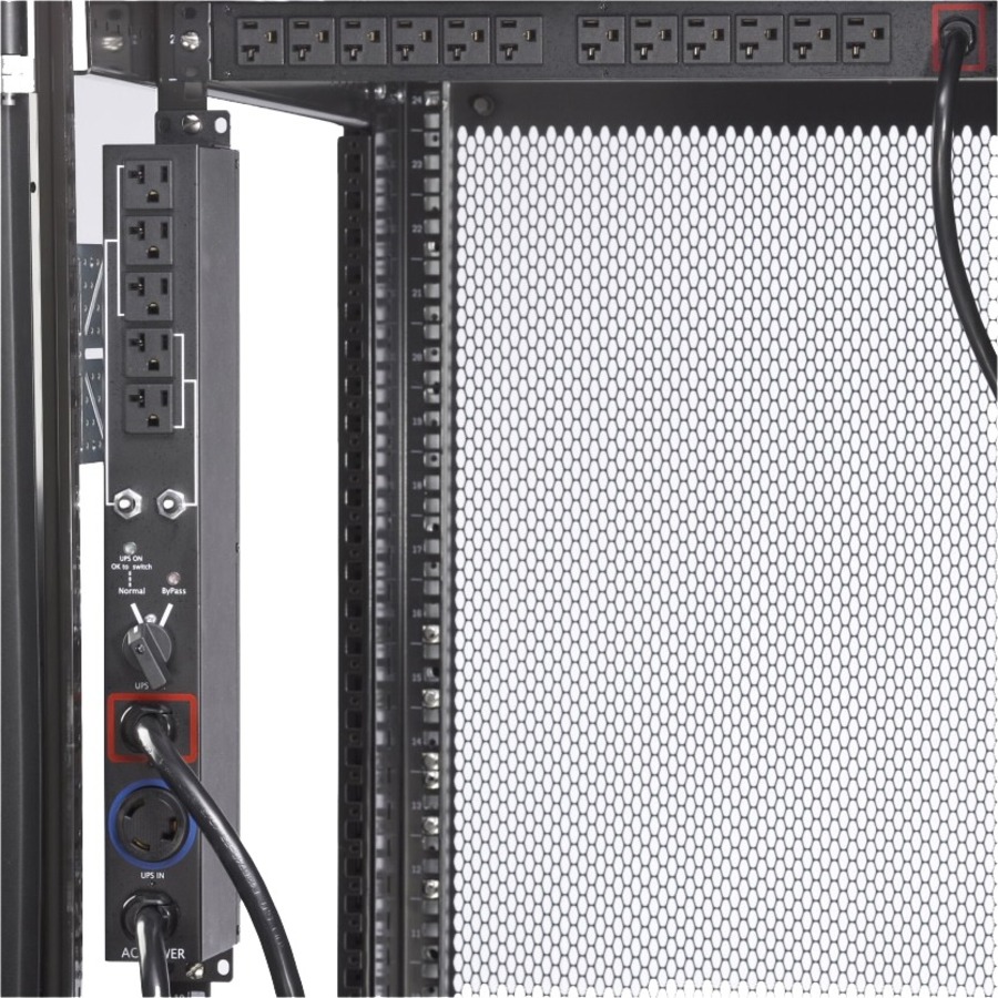 Eaton Basic Rack PDU HotSwap MBP 2.88 kW max 110-125V 24A Single-Phase PDU