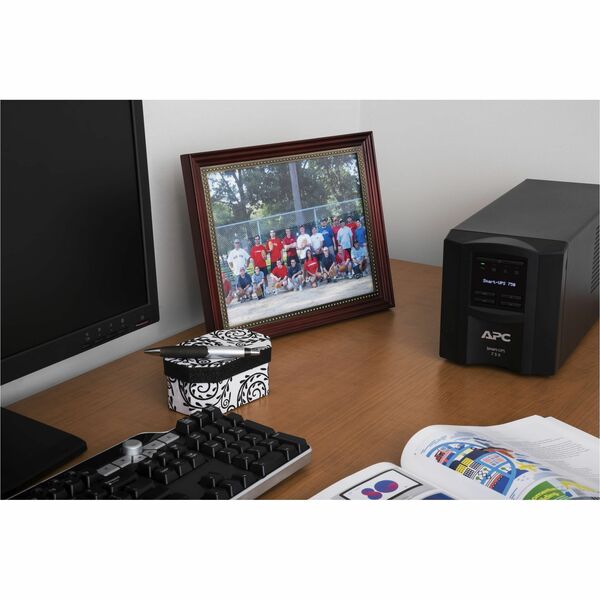 APC Smart-UPS 750VA LCD 120V with SmartConnect