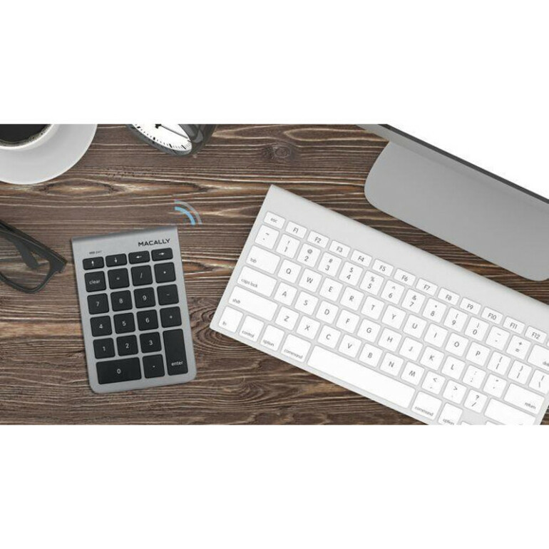 Macally 22 Key Bluetooth Numeric Keypad for Mac/PC
