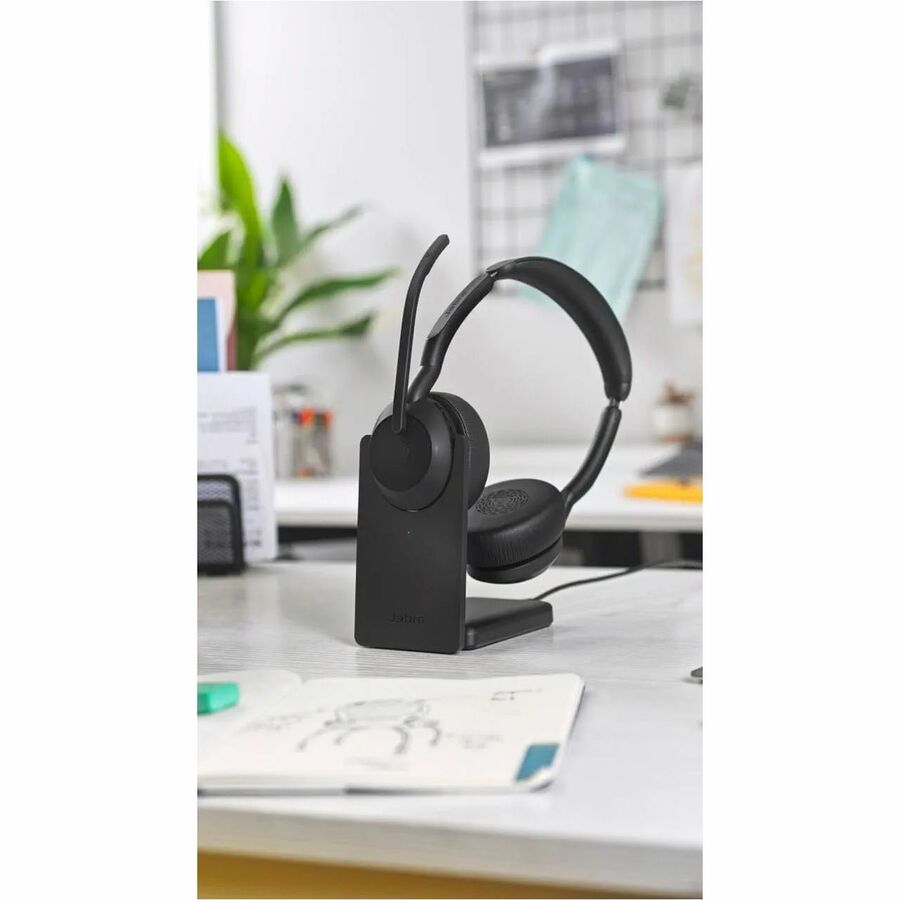 Casque st&eacute;r&eacute;o Evolve2 55 avec support de charge - Jabra