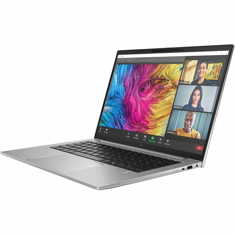 HP ZBook Firefly 14 G11 mobile workstation in Nouvelle Silver with 14-inch WUXGA display — alternate view 1
