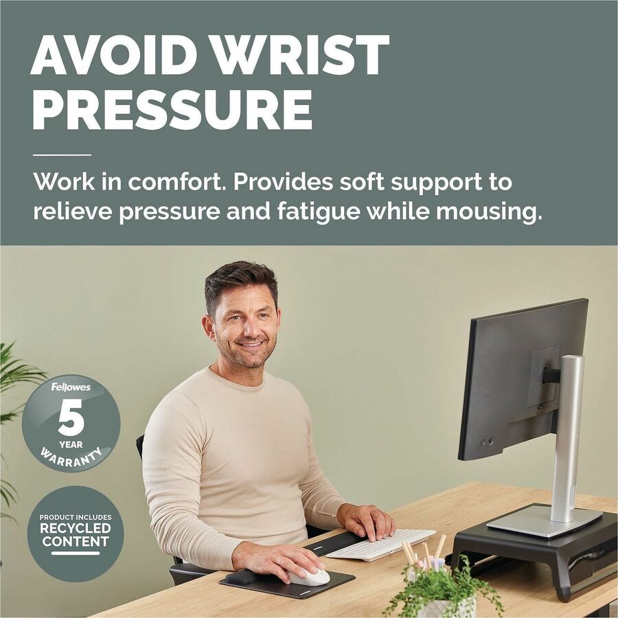 Picture of Fellowes Breyta Mousepad Wrist Rest - Black