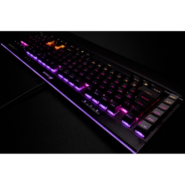 CORSAIR K95 RGB PLATINUM XT Gaming Keyboard - Speed Switch