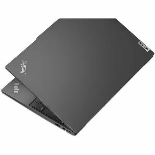 Lenovo (21M5000HCA) Notebooks
