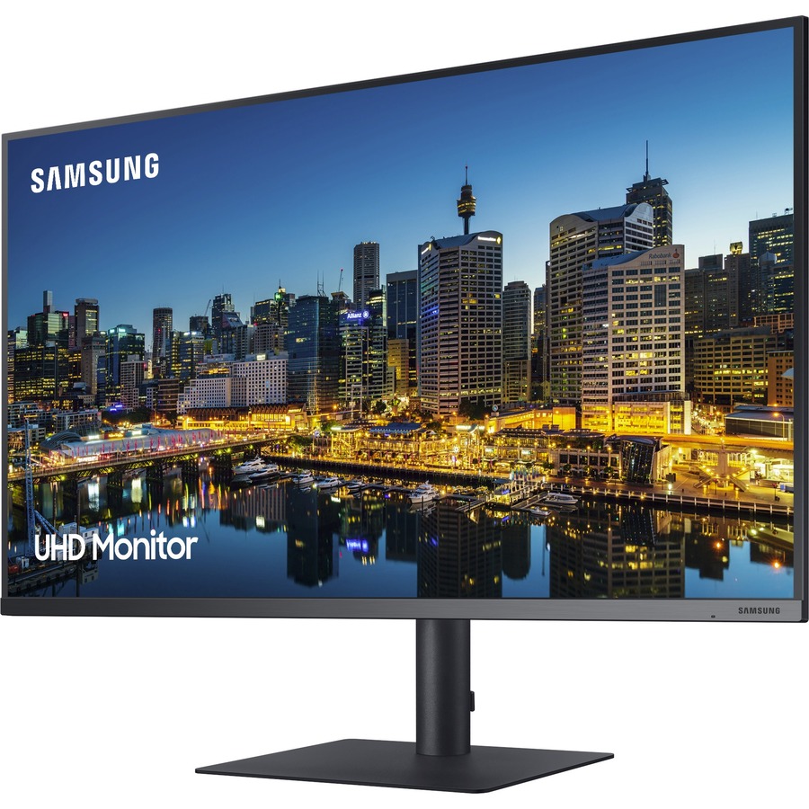 32" UHD Monitor with Thunderbolt 3TM