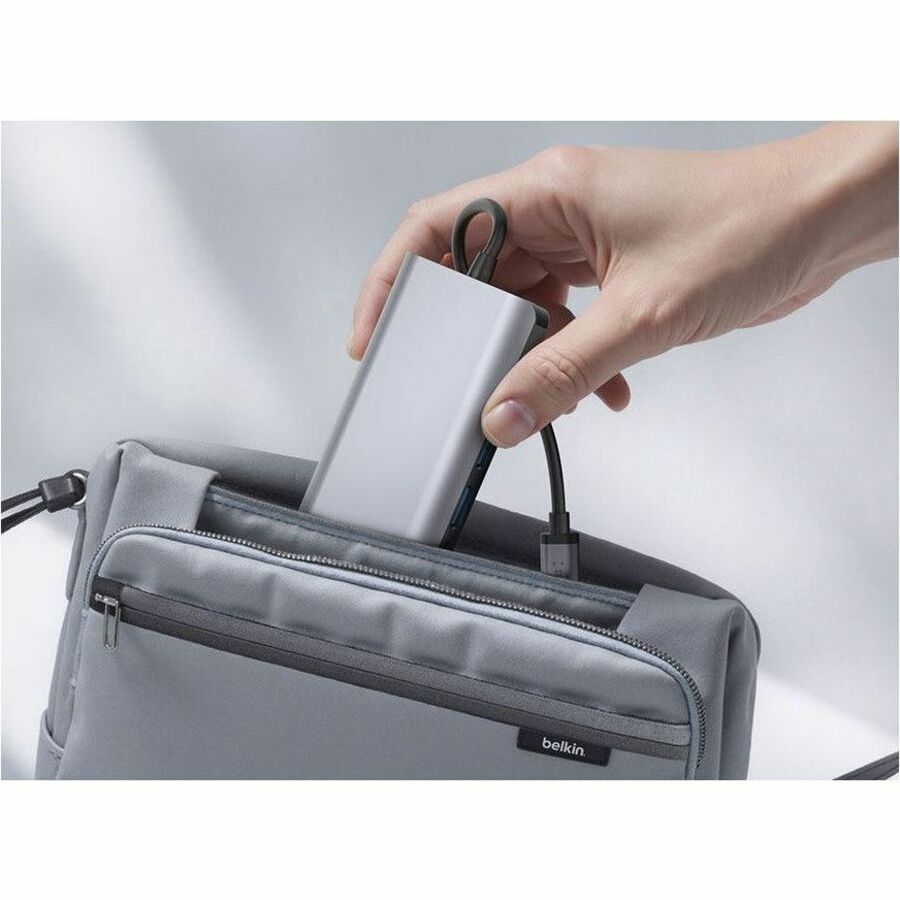 Belkin 6-Port USB-C Hub - USB-C to 2xUSB-A, 1xUSB-C, 1xEthernet, 1x8K HDMI, 1xSD Reader - Docking Station - Grey