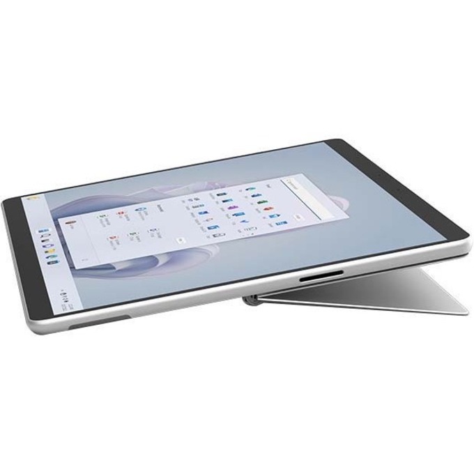 Microsoft Surface Project AI - 8 CM W11/22 SC English,Canadian French,Spanish Platinum US/Canada 1 License