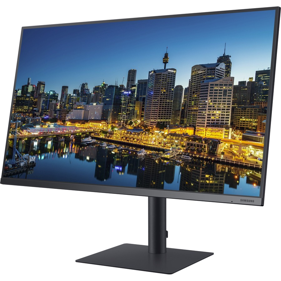 32" UHD Monitor with Thunderbolt 3TM