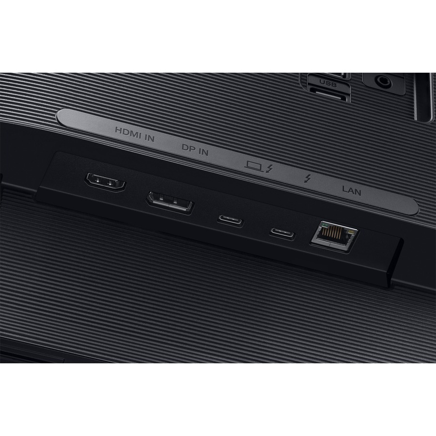 32" UHD Monitor with Thunderbolt 3TM