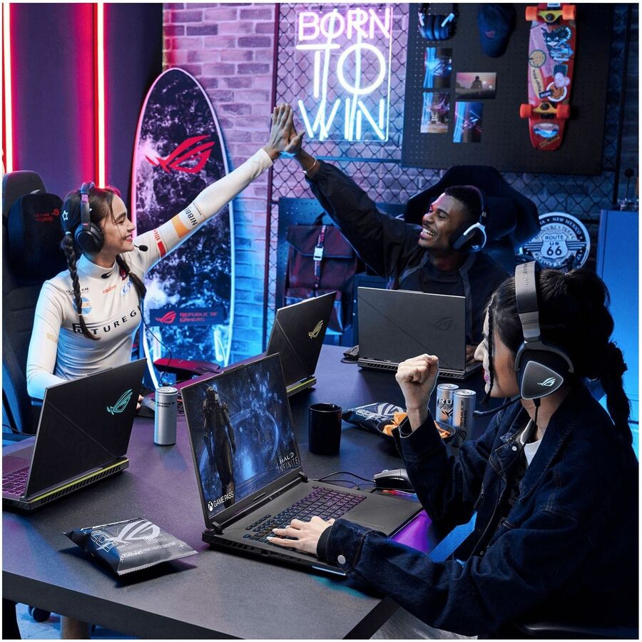 Asus ROG Strix G18 G814 G814FM-DS95 18" Gaming Notebook - 144 Hz - AMD Ryzen 9 9955HX - 16 GB - 2 TB SSD — Alternate-Image19 image 3