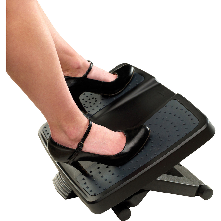 Fellowes Ultimate Foot Support - 25° Tilt - Black, Gray - Foot Rests - FEL8067001