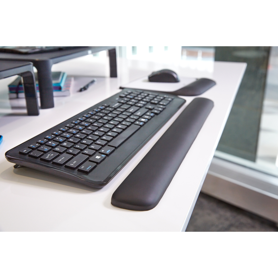 3M Gel Wrist Rest for Keyboard - 0.75" x 19" x 2" Dimension - Black - Gel - 1 Pack