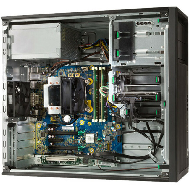 HP Z240 Workstation - 1 Xeon E3-1245 v6 - 8 GB - 1 TB HDD - 256 GB