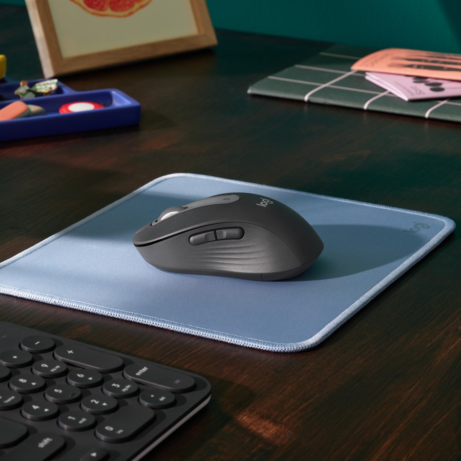 Logitech Signature M650 Mouse - Optical - Wireless - Bluetooth/Radio Frequency - Graphite - USB - 2000 dpi - Scroll Wheel - 5 Button(s) - 5 Programmable Button(s) - Medium Hand/Palm Size - Mice - LOG910006250