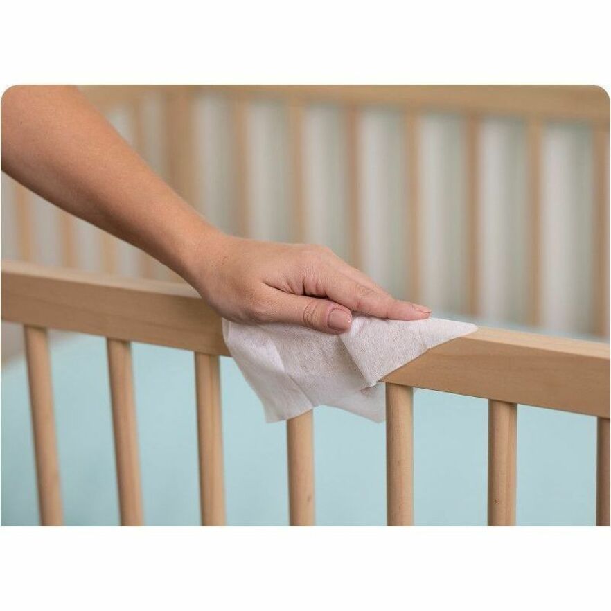 Pampers Complete Clean Cleaning Wipe - 1 Ply - Blue - 72 / Pack