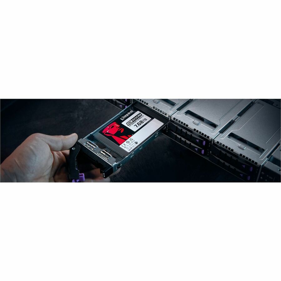 7680G DC600ME TCG Opal 2.5 — alternate view 2