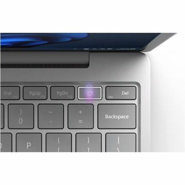 Microsoft Surface Project AQ 3 CM W11 SC English,Canadian French Platinum Canada 1 License