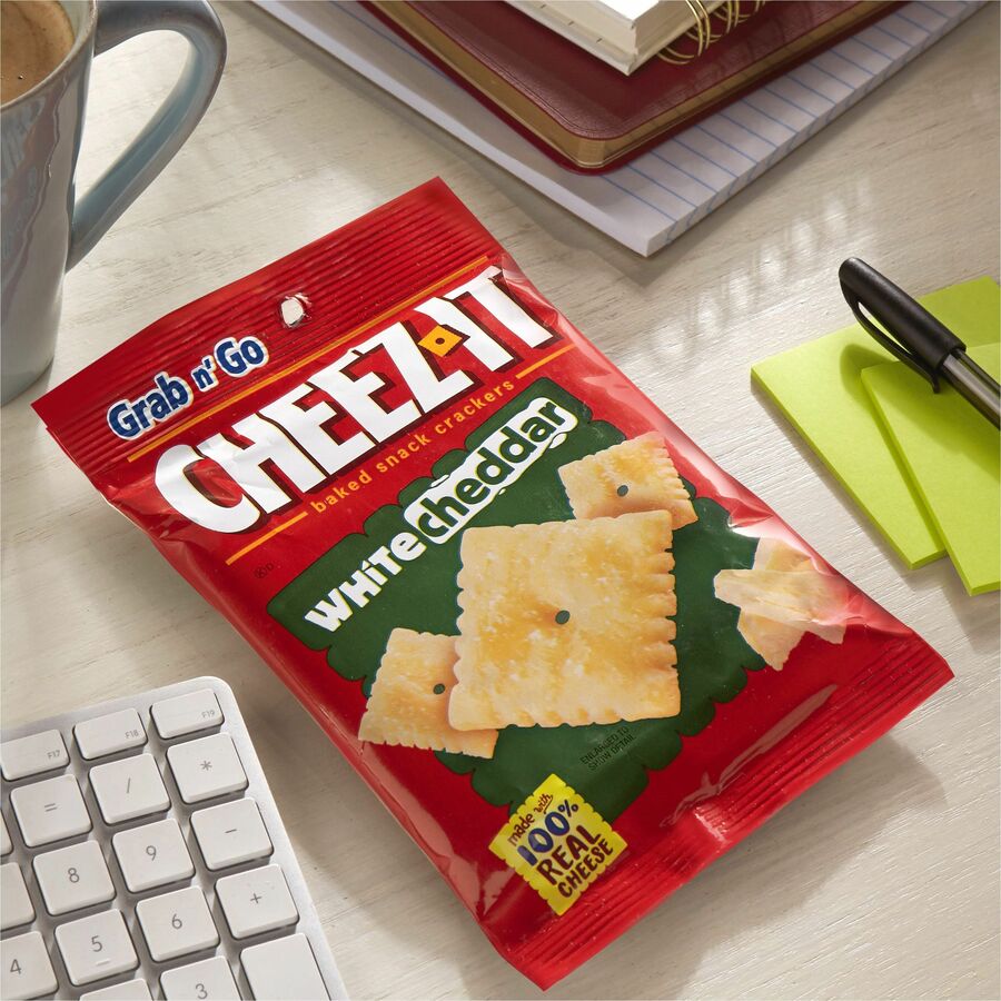 Cheez-It&reg White Cheddar Crackers - White Cheddar - 15 oz - 6 / Box