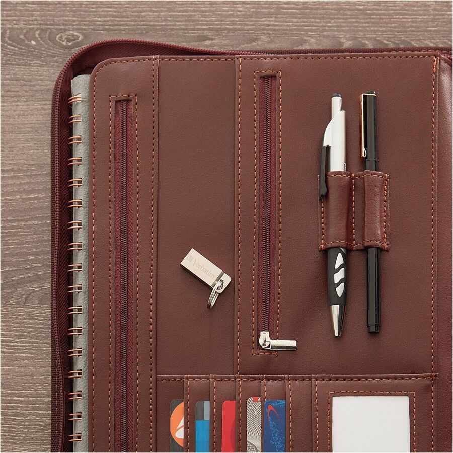 Verbatim 32GB Metal Executive USB Flash Drive - Silver