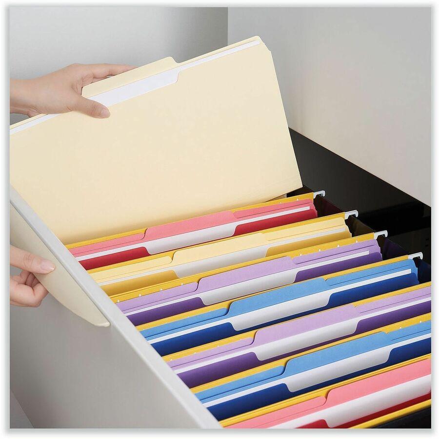 Universal 1/3 Tab Cut Legal Top Tab File Folder - 8 1/2" x 14" - 3/4" Expansion - Assorted Tab Position - 11 pt. - Manila - 100 Box