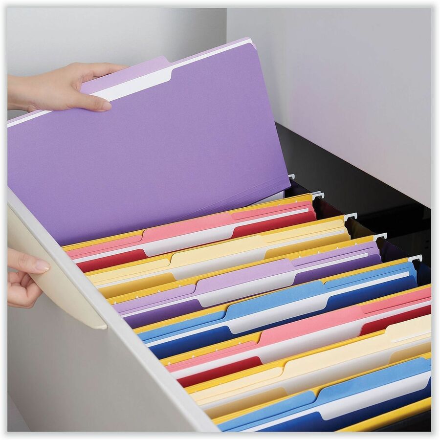 Universal 1/3 Tab Cut Letter Top Tab File Folder - 8 1/2" x 11" - Assorted Tab Position - 11 pt. - Stock - 100 Box
