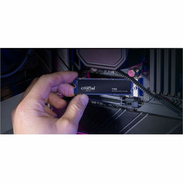 Crucial T705 1TB M.2 PCIe 5.0 NVMe  SSD