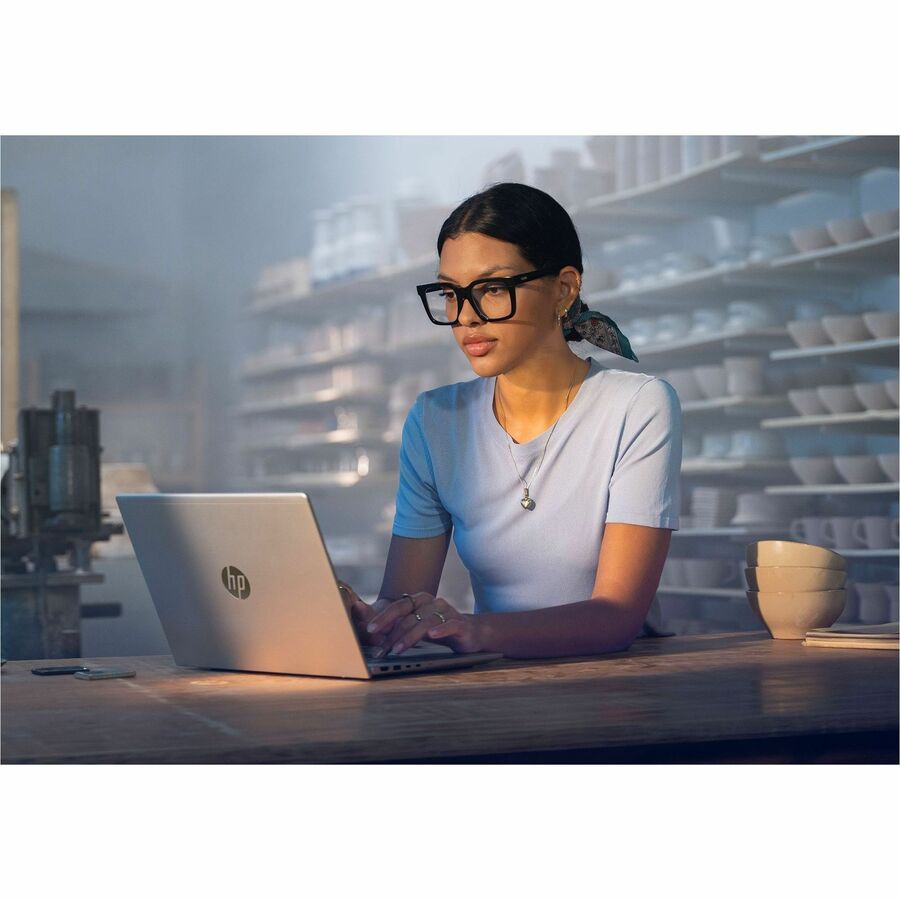 HP ProBook 4 G1 16 po AMD Ryzen 5 230 16 Go 256 Go Win11P