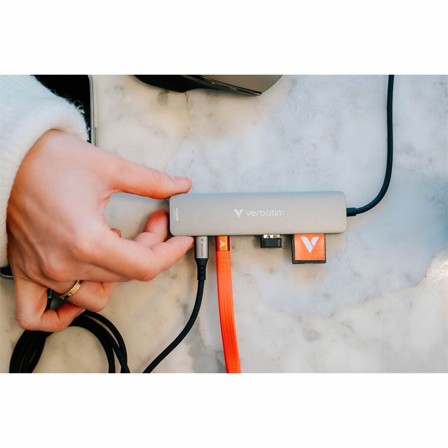 Verbatim USB-C Essentials Multiport Hub - 7 Ports (32158)