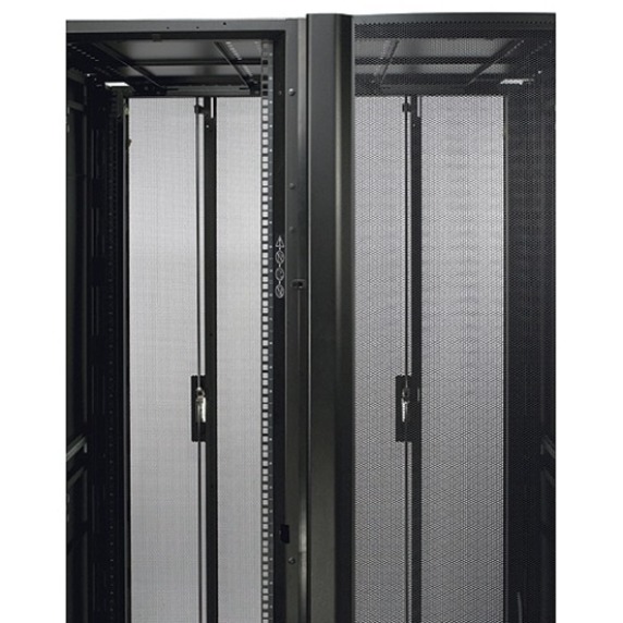 NetShelter SX 42U/48U Baying Trim Kit Black - Black