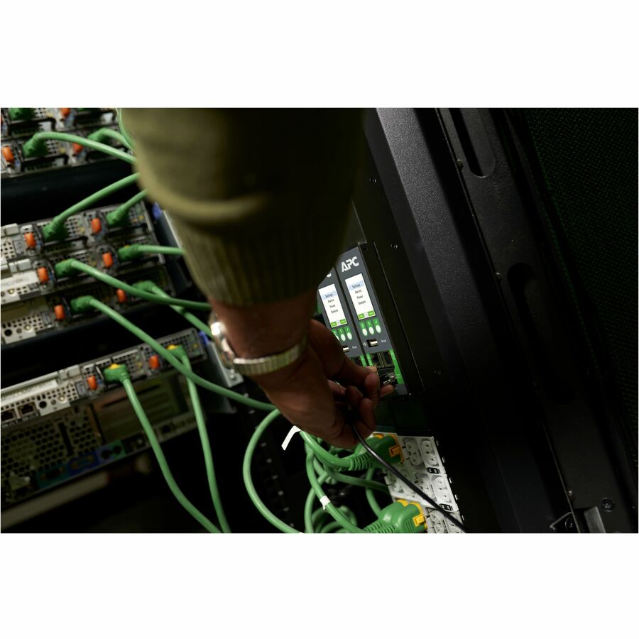 APC NetShelter Rack PDU Advanced, Switched, 3Phase, 8.6kW, 208V 30A, 48 Outlets, L21-30P