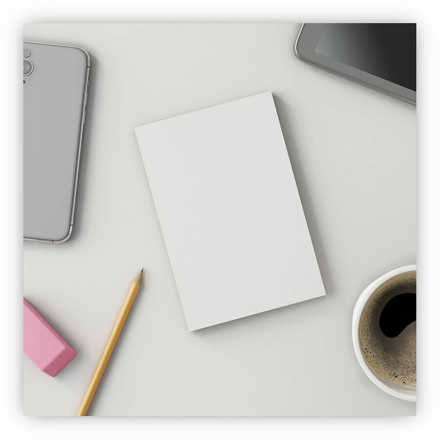 Universal Scratch Pads, Unruled, 4 x 6, White, 100 Sheets, 12/Pack - 1 Subject(s) - 100 Sheets - Plain - Glued - Unruled Front Ruling - 16 lb Basis Weight - 6" Height x 4" Width - White Paper - 12 / Pack