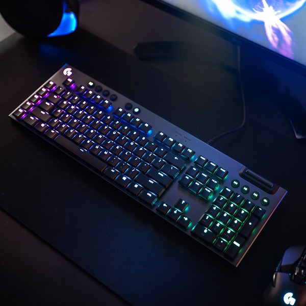 LOGITECH G815 LIGHTSYNC RGB Mechanical Gaming Keyboard, Tactile Switch