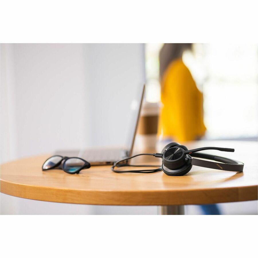 Poly Voyager 4320-M+USB-A to USB-C Cable+BT700 dongle