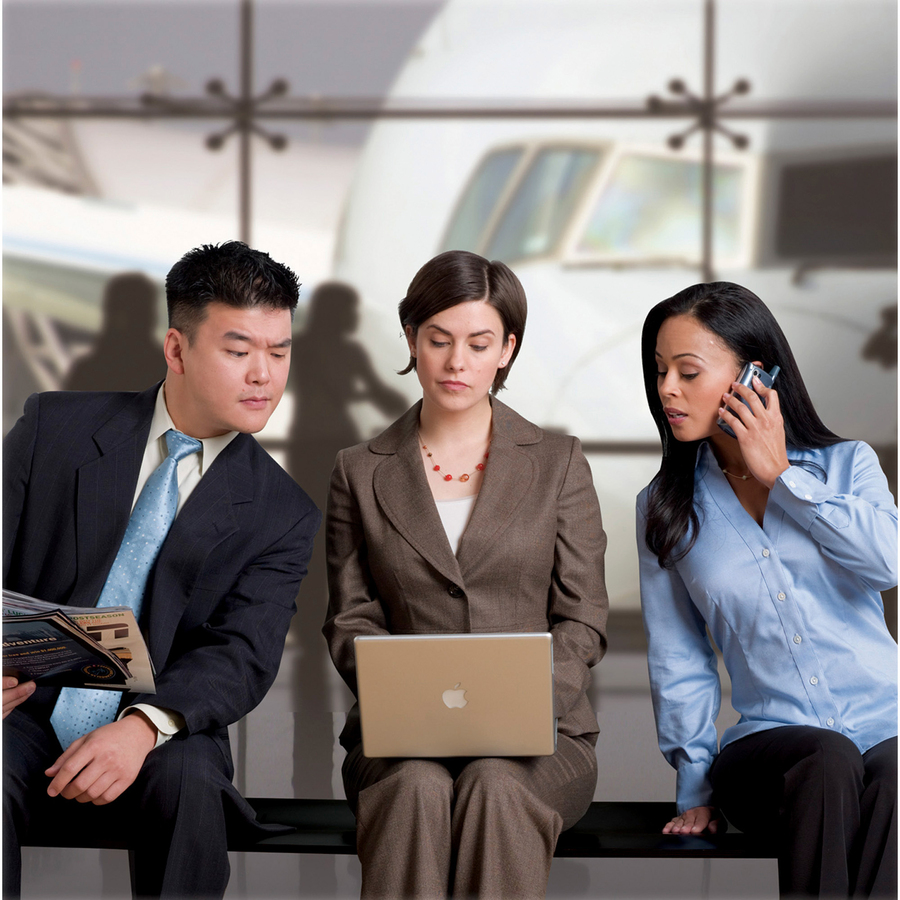 Fellowes PrivaScreen&trade; Blackout Privacy Filter - 19.0" Wide