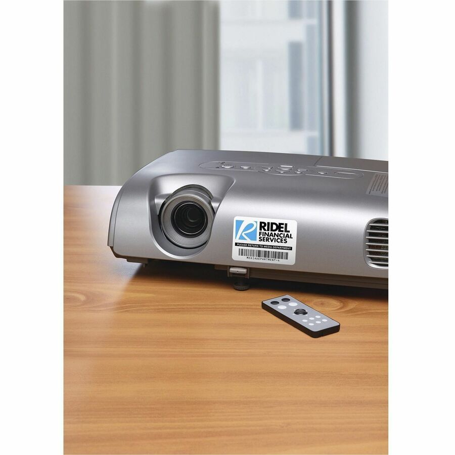 Picture of Avery&reg; Permanent Durable ID Labels with Sure Feed(R) Technology