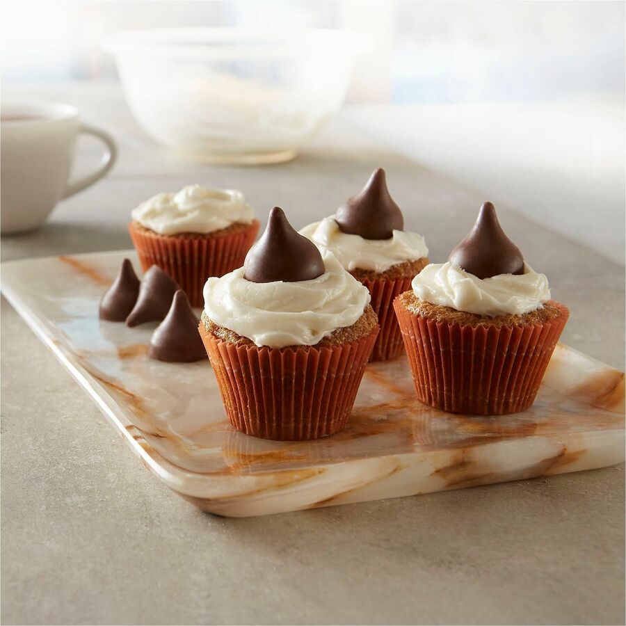 Green Rabbit Hershey's Kisses MilkChocolate Almond - Milk Chocolate with Almond - Individually Wrapped - 2 lb