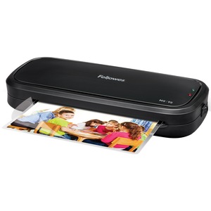 Fellowes+M5-95+Laminator+with+Pouch+Starter+Kit+-+Pouch+-+9.50%26quot%3B+Lamination+Width+-+5+mil+Lamination+Thickness+-+2.6%26quot%3B+Height+x+14%26quot%3B+Width+x+6.3%26quot%3B+Depth