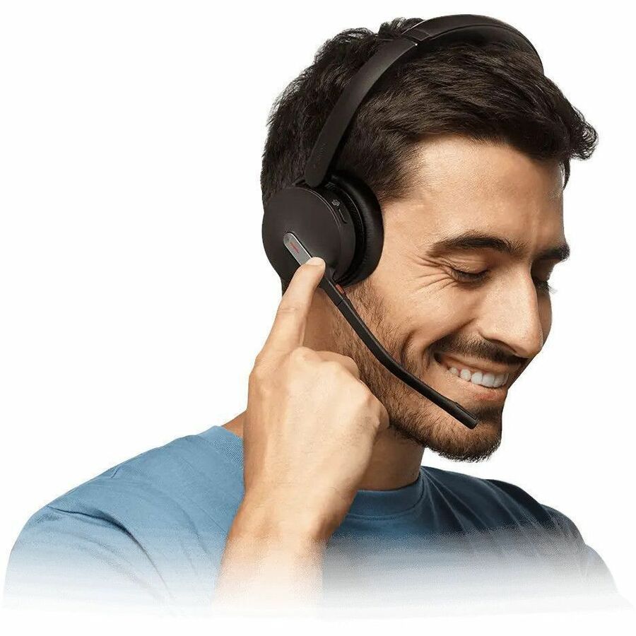 Yealink BH70 Mono MS USBC/A mono wireless Teams Certified headset with boom microphone — life-style view