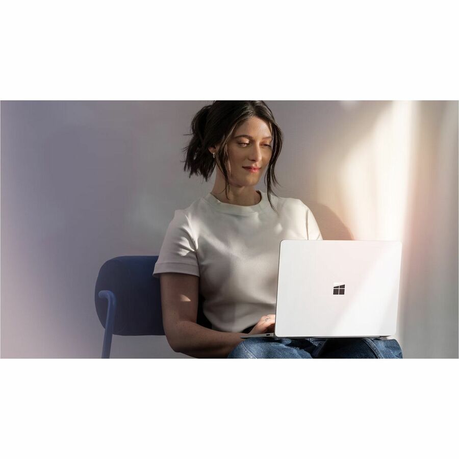 Microsoft (EP221405) Notebooks