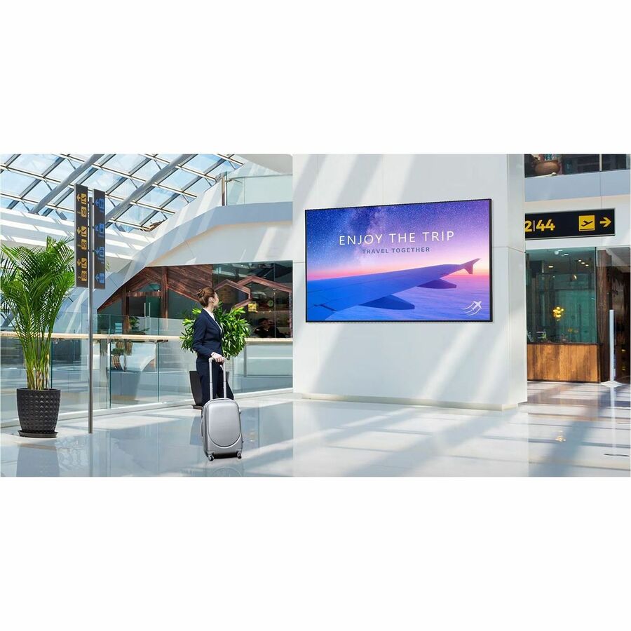 86" LCD MNTR 3840x2160 2 7 — life-style view