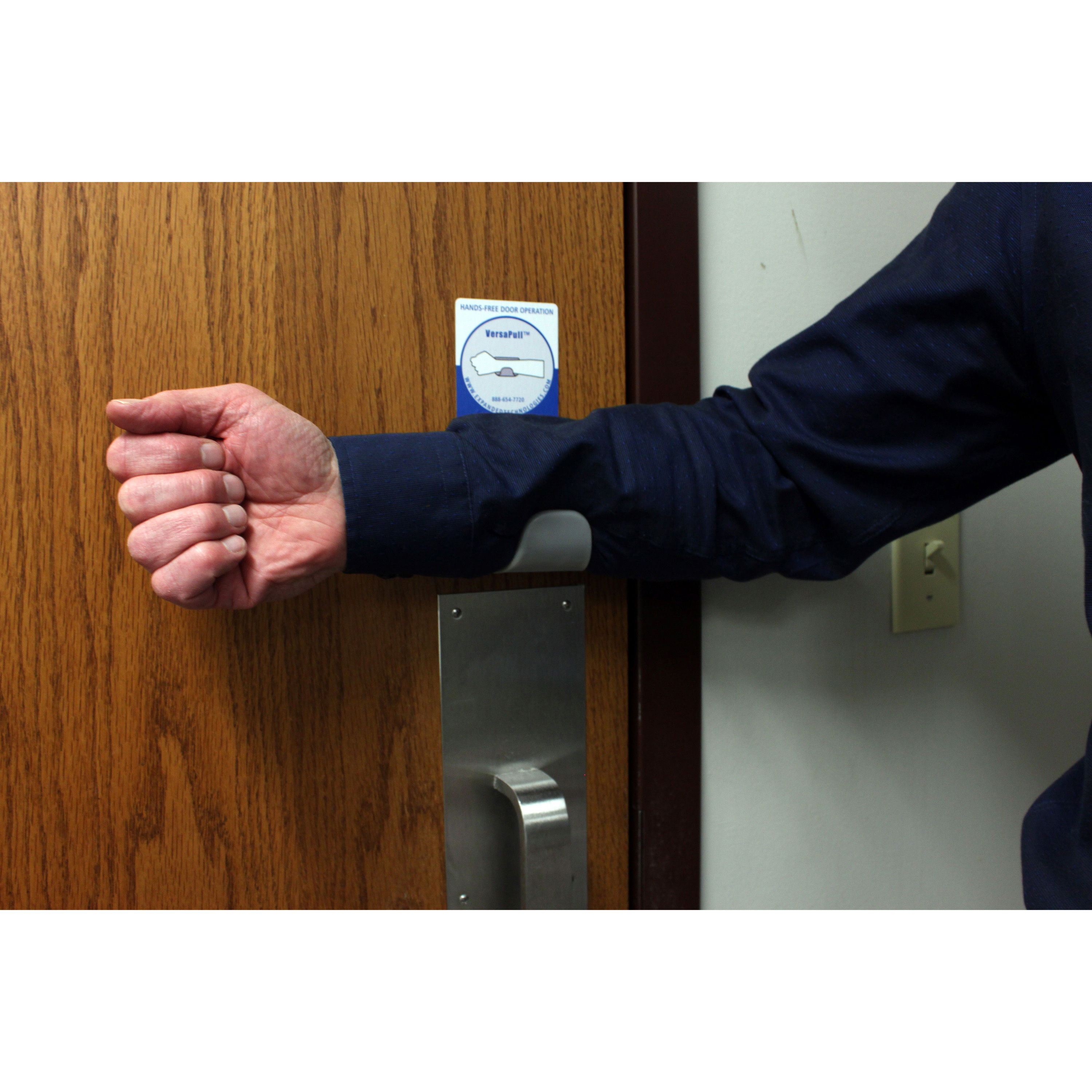 Lorell Hands-free Door Pulls Bag Gray Filo CleanTech