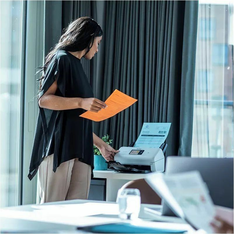 Brother - Num&eacute;riseur &#224; d&eacute;filement ADS-3350W - 600 x 600 dpi Optique