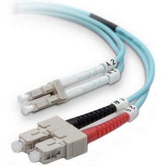 NETWORK CABLE TYPE: FIBER PATCH CABLE - CABLE TECHNOLOGY: FIBER OPTIC - MALE LEF